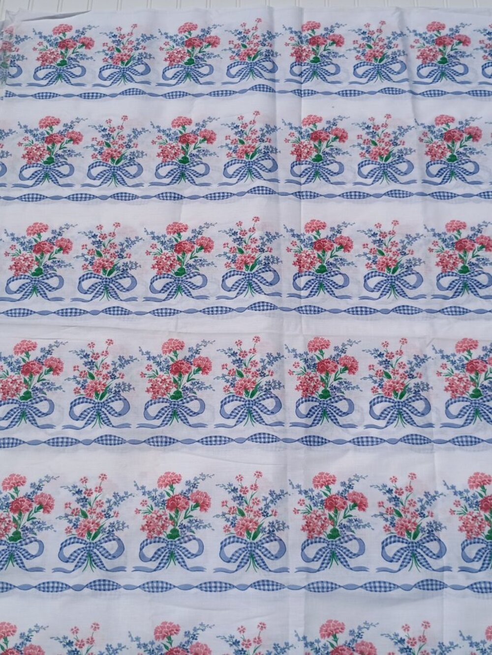 Vintage Floral Fabric White with Blue and Pink Gingham Bows 4 Yards Cottagecore - Picture 7 of 10